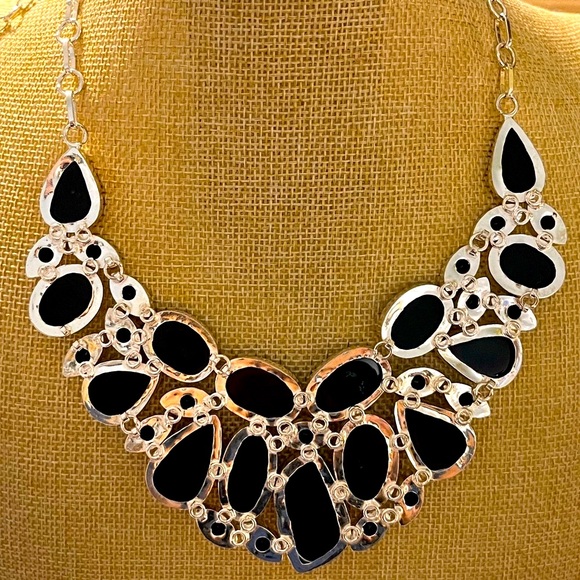 Onyx Necklace stunning statement, necklace, silver & onyx necklace NEW - Picture 3 of 15